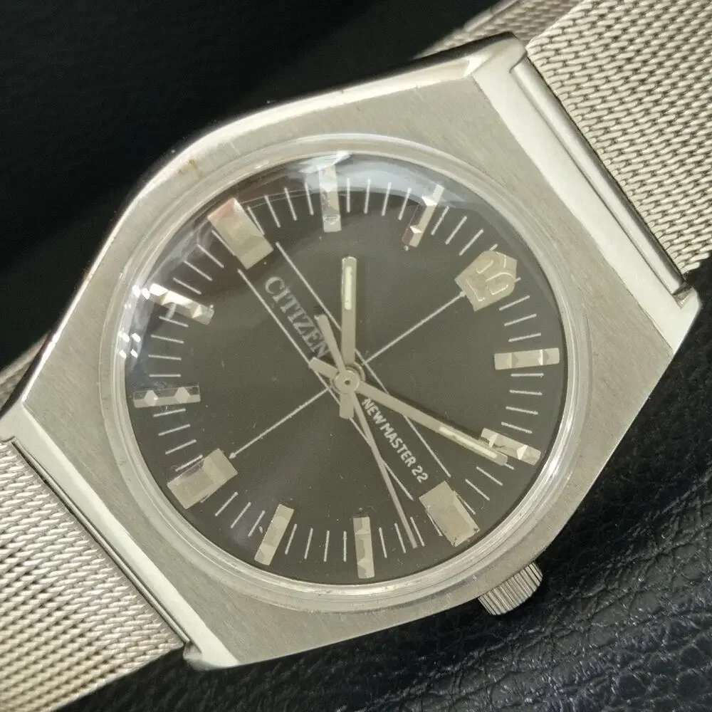 Vintage 1977 Citizen Manual Wound Mens Silver Watch & Silver accents